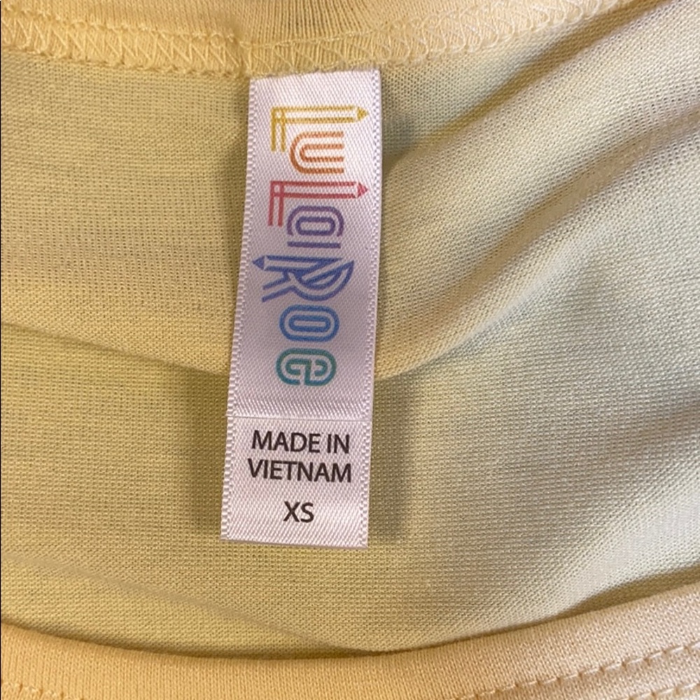 Lularoe oversized top XS - Large Guc - Picture 8 of 16